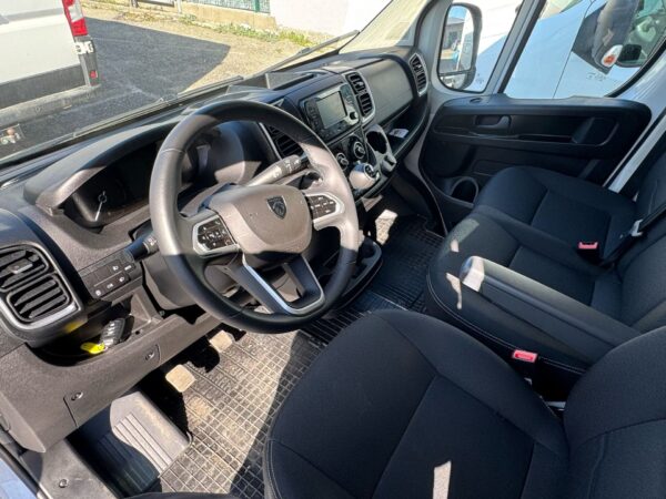 Kastenwagen L4H3 (17m³) – Bild 5